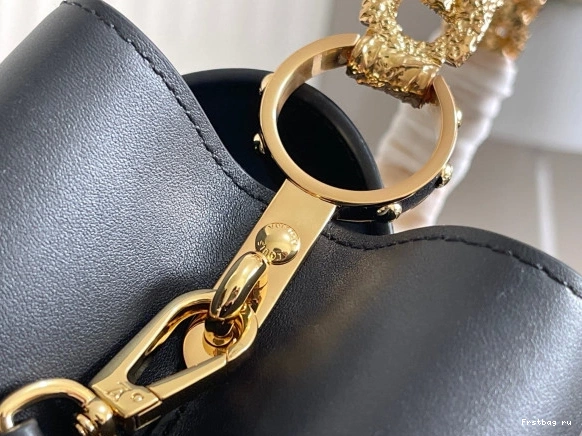 Frstbag ru CAPUCINES LOUIS VUITTON BB 0811